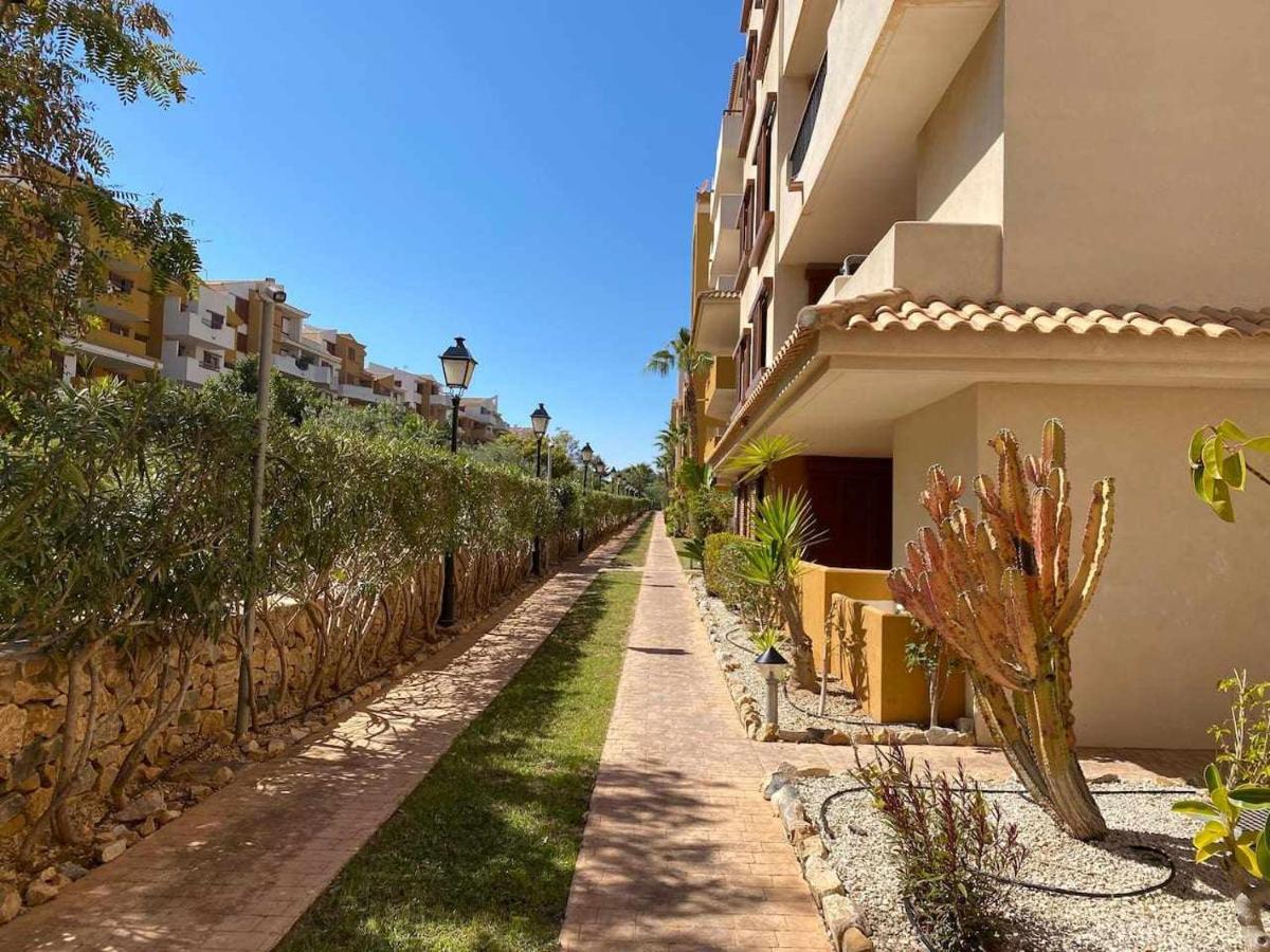 Acogedor Apartamento Al Lado De La Playa Αλικάντε Εξωτερικό φωτογραφία