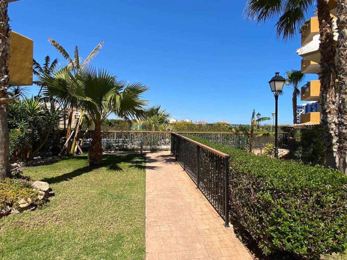 Acogedor Apartamento Al Lado De La Playa Αλικάντε Εξωτερικό φωτογραφία